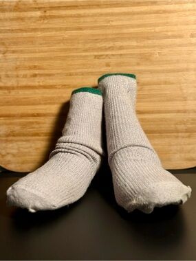 Girls Sparkle Ribbed Dress Socks * Grey w/ Dark Green Trim * Youth M/L Size 4-6